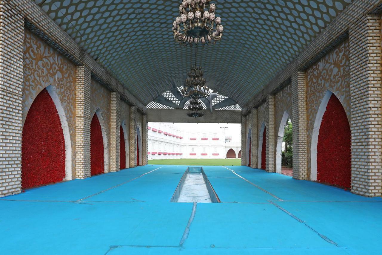 Oyo 18965 Parampara Garden Dharmpura Buitenkant foto